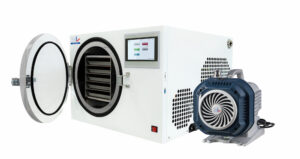 A freeze dryer with a vacuum pump and a heat exchanger
