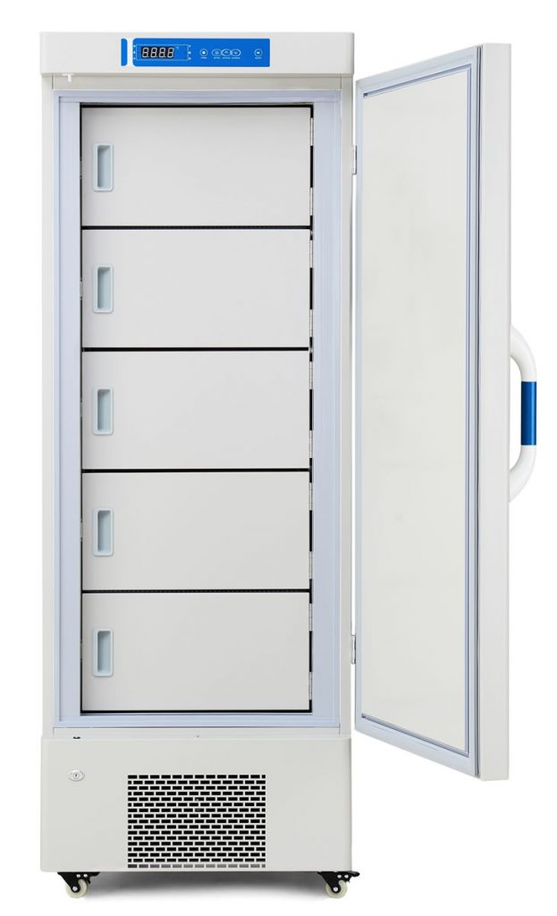 Experience organized storage with the Preseva-25º and Preseva-25º Plus, featuring five separate compartment doors.