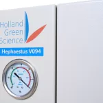 hephaestus v094 High Capacity Vacuum Oven closeup